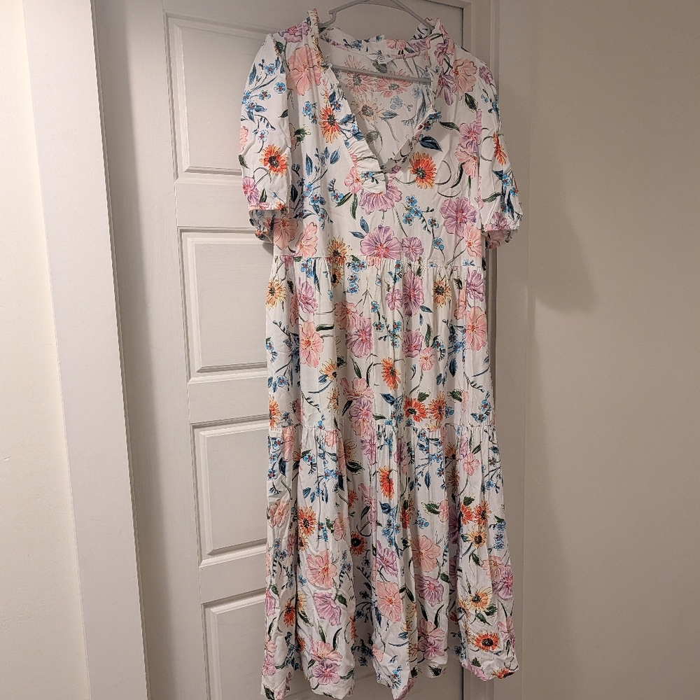 Crown & Ivy Multicolor Floral Midi Dress